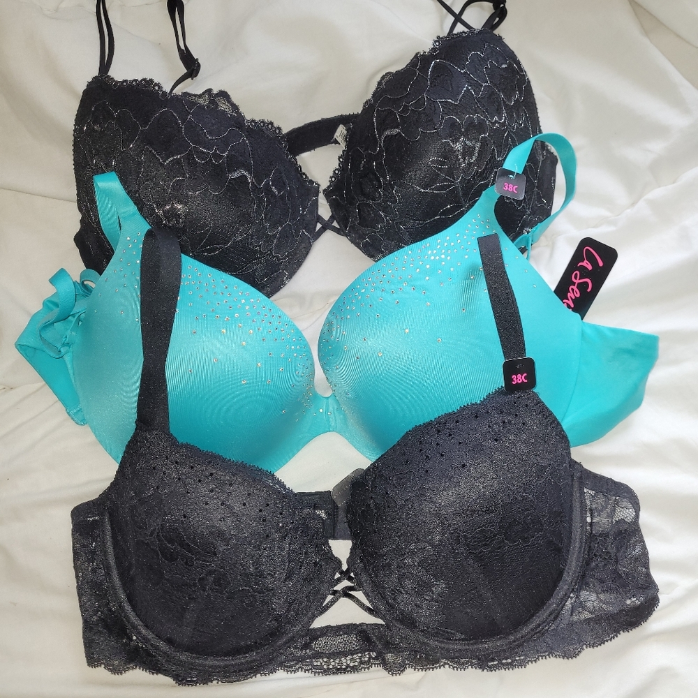3x La Senza 38C pushup bras never worn NWT